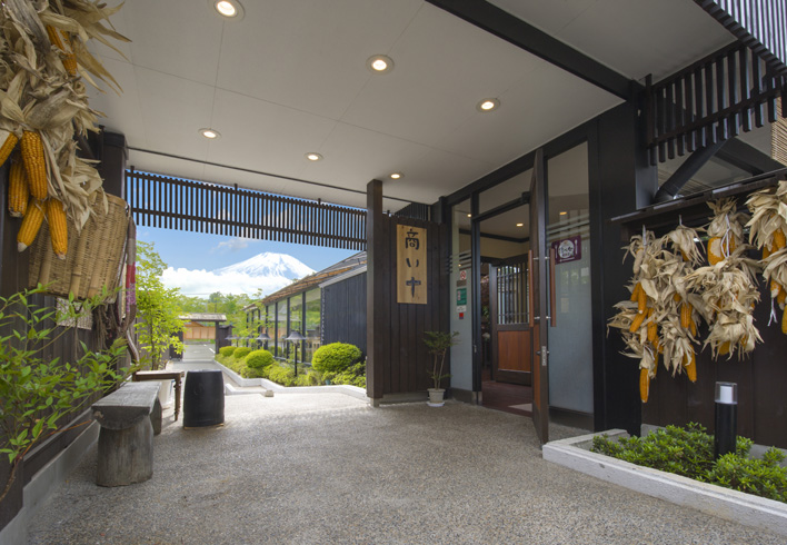 山中湖店からの富士の眺め